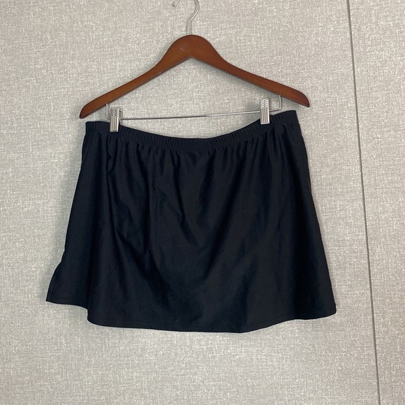 Swimsuits For All Black Swim Skirt - Picture 3 of 4